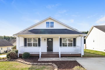 490 Mae Stone Dr SE Kernersville, NC 27284